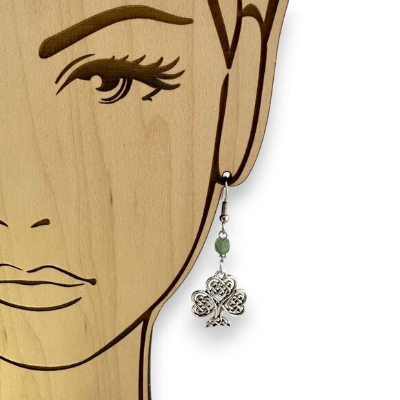 Silver Celtic Knot Earrings Green Aventurine Faceted Cube Gemstone - Picture 6 of 11